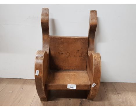 PITCH PINE BOOK TROUGH IN THE FORM OF A SHEPHERDS CHAIR