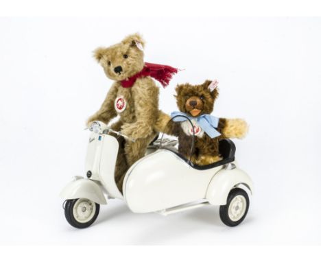 A Steiff limited edition for Germany Roller Set, 131 of 1500, Vespa, side car, bear and Zotty passenger with certificate, 200