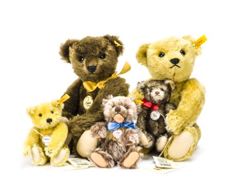 Five yellow tagged Steiff teddy bears, Historic Series - Happy, Petsy and Zotty 1951; and two 1909 Classics, one brown and on