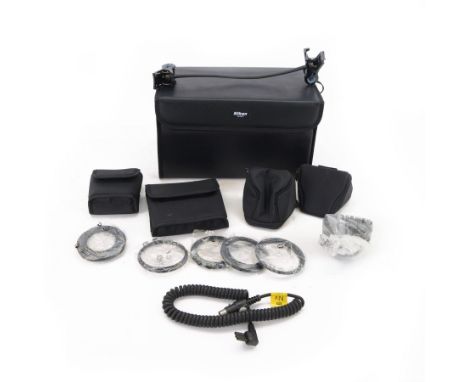 Nikon Close-Up Speedlight Commander Kit R1C1, boxed