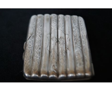 Silver Chester hallmark cigarette case (Small age slit)
