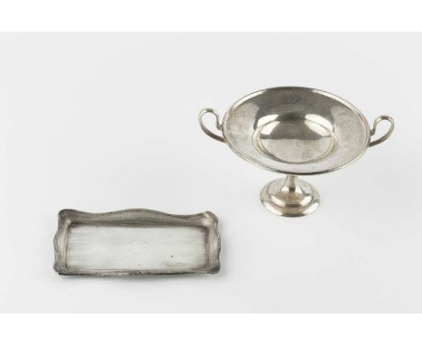 An Edwardian silver twin handled small tazza, by Holland, Aldwinckle &amp; Slater, London 1908, 11.7cm diameter, and a silver