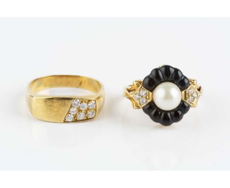 A vari gem-set panel ring, centred with a cultured pearl between two fluted onyx panels and trios of round brilliant-cut diam