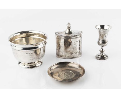 An Edwardian silver small tea caddy, of oval form with hinged cover, by James Dixon &amp; Sons Ltd, Sheffield 1907, 11cm high