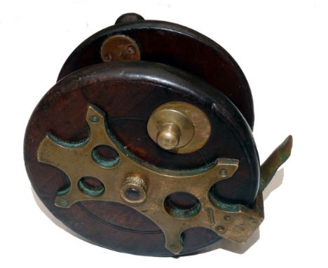 REEL: Milward's Frog back mahogany wood and brass sea fishing reel, 5" diameter, 3 screw Slater latch, twin turned wooden han