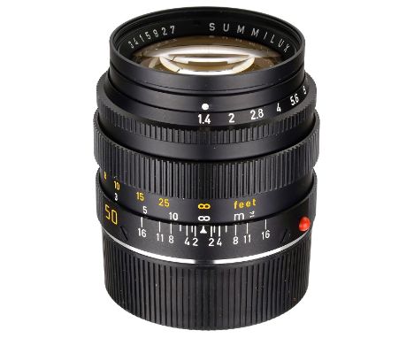 Summilux-M 1,4/50 mm, um 1986Leitz, Wetzlar. Nr. 3415927, zweite Ausführung mit Filtergewinde von 43 mm. Glas unter Punktlich