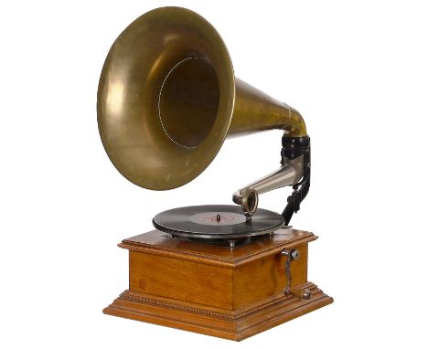 Trichtergrammophon Zon-O-Phone, um 1911International Zonophone Company. Nr. B 13010, Messingtrichter, original schwarz lackie