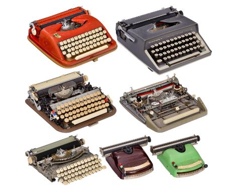 4 Demonstrationsmodelle und 5 Schreib­maschinen1) "Remington Travel-Riter De Luxe", um 1958, die authentische Schreibmaschine