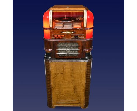 Musikbox Wurlitzer W61 Counter Top, 1938Chicago, USA, 110 Volt Wechselstrom, 60 Hertz, für 78er-Schellackplatten, 12 Wahlmögl