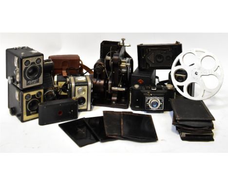 A large collection of folding and box cameras, to include a Kodak Brownie 6-20 Model C, a Coronet folding camera, a Coronet 1