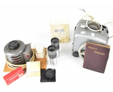 A collection of cine equipment to include a Lomo Luch 2 Soviet projector, a Eumig P8 cine projector, a Gnome Classic 744A pro