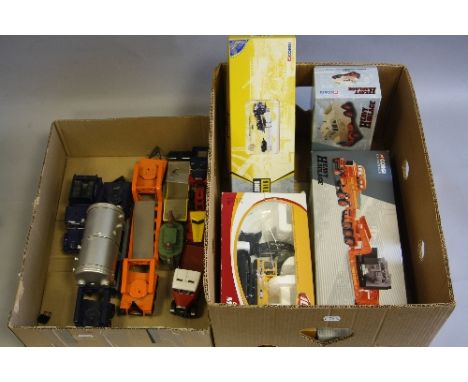 A QUANTITY OF BOXED AND UNBOXED MAINLY CORGI CLASSICS DIECAST VEHICLES, to include vehicles from the 'Building Britain and He
