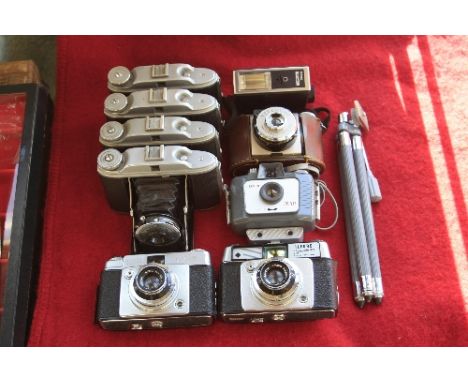 FOUR KERSHAW 110 MODEL CAMERAS, Ilford Sportsman camera, Ilford Sprite camera, Coronet Viscount camera, Metz 303 Flashgun, mi