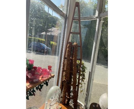 A pine set of step ladders, together with a length of rope (2).