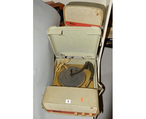 A MAGNAVOX IMPERIAL MODEL NO.5 620 VINTAGE RECORD PLAYER AND SPEAKER, in a grey, pink and cream case with detachable speaker 