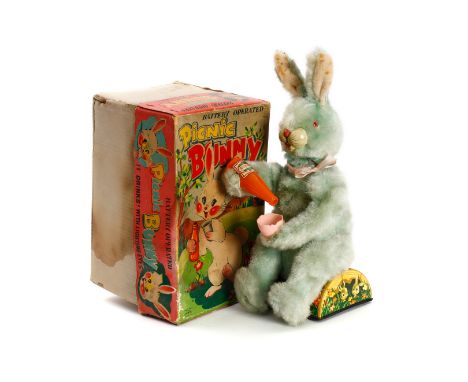 ALPS Batterie-Automat ”Picnic Bunny, it drinks! with lighting eyes”, Batteriesockel an einer Ecke RS, Alterungsspuren, im fle