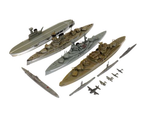Konv. Wiking, 1 Flugzeugträger ”Hermes”, mit Fluzeugen, 3 Kriegsschiffe, darunter ”Queen Elisabeth” und 4 U-Boote, Alterungs-