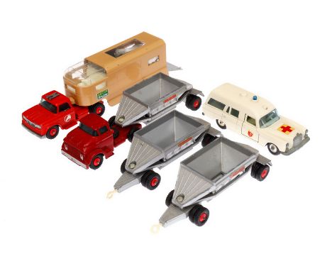 Konv. Matchbox ”Fruehauf Hopper”, Pferdewagen K 18 und Sanitätswagen K 6, dazu 2 Anhänger, King Size, LS, L 10-16, Z 3
