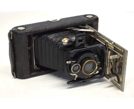 AN EARLY HOUGHTON ENSIGN QUARTER PLATE FOLDING CAMERA