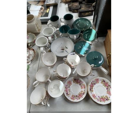 A COLLECTION OF DENBY 'GREENWHEAT' DESIGN DINNER WARE WITH FURTHER CUPS AND SAUCERS 