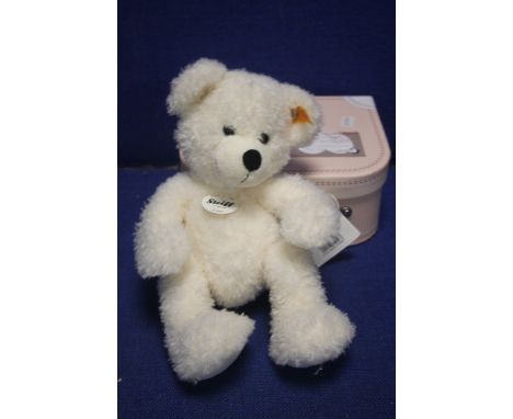 A STEIFF BEAR CALLED LOTTE IN A SUITCASE 