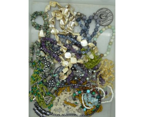 Gemstone jewellery including amethyst, etc. 