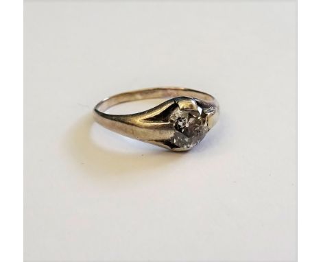 A diamond set single stone ring, mounted with a cushion shaped diamond, ring size H. 