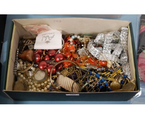 A box of miscellaneous costume jewellery mainly modern to include faux pearl necklace, various bead necklaces, paste set ring