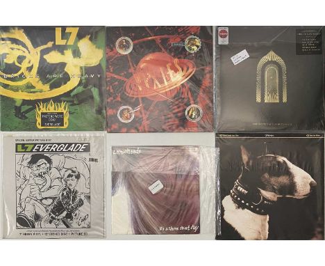 INDIE/ ALT/ GRUNGE - LP/ 12" PACK. A smashing pack of 16 alt LPs, including a smattering of 12". Artists/ titles include Gret