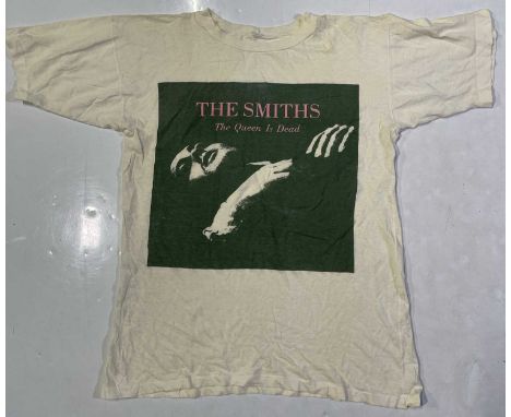 A vintage 1980s t-shirt with 'The Queen is Dead' print. Good condition. Sizing label removed. From a large collection of orig