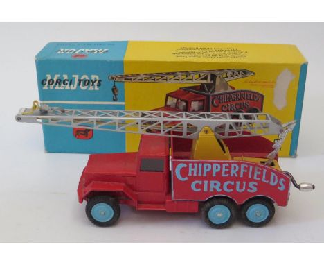 Corgi Diecast Model Toy _  1121 Chipperfield's Circus Crane Truck, model nr. mint, box gd. with tear to top 