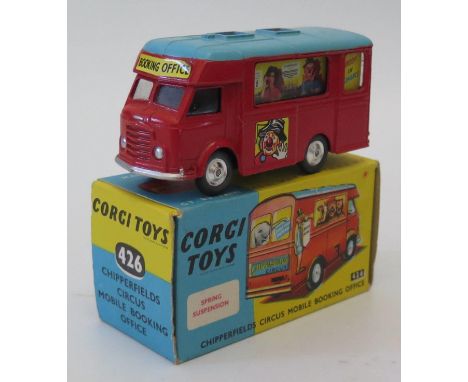 Corgi Diecast Model Toy _ 426 Chipperfield's Circus Mobile Booking Office, model nr. mint, box vgd.) 