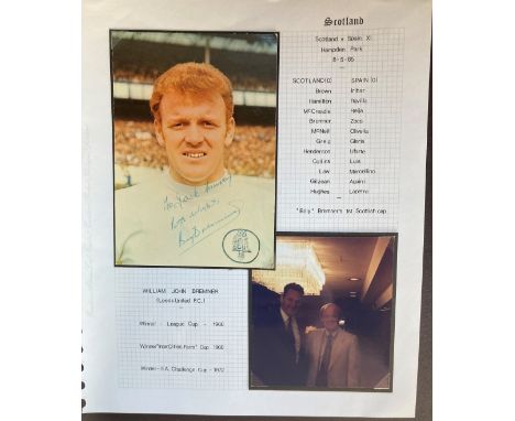 Leeds Utd football Billy Bremner signed 6 x 4 colour portrait photo to Jack, set on A4 descriptive page with corner mounts. G