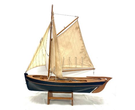Vintage pond yacht on stand, approximate measurements: 22 inches, Length 20 inches