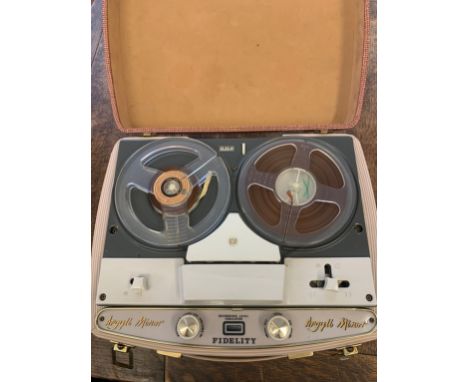 RETRO 1960s FIDELITY TAPE RECORDER. A Fidelity 'Argyle Minor' reel-to-reel tape player/recorder from the 1960s. Single speed,