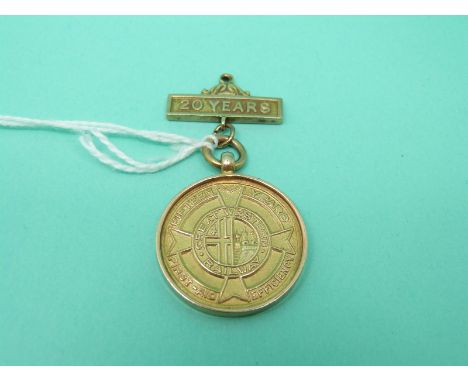 A hallmarked 9ct gold Great Western Railway fob for 15 years First Aid Efficiency, weight 9.7g