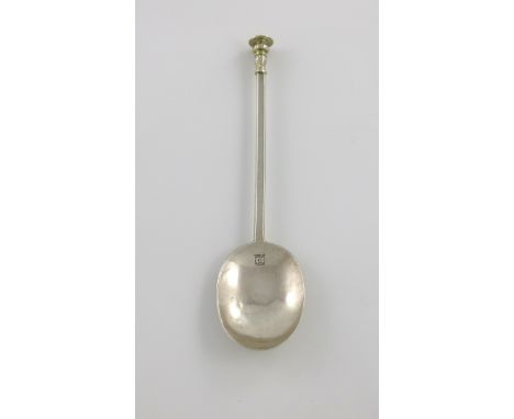 A Charles II West Country silver Seal-top spoon, by Nathaniel Winter II, Cirencester circa 1660, faceted stem, the gilded fin