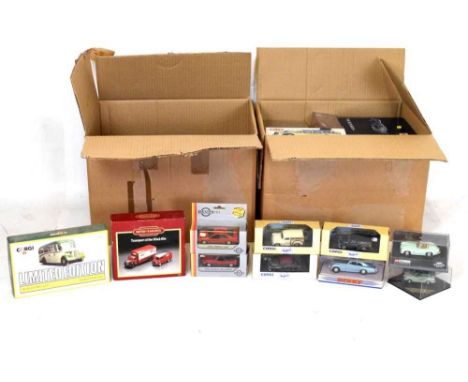 Large quantity of boxed diecast model vehicles, to include Corgi Lledo, Matchbox, etc