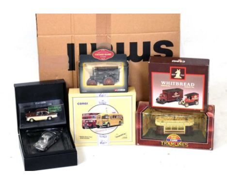 Large quantity of boxed diecast model vehicles, to include Corgi Lledo, Matchbox, etc