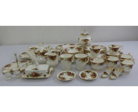 Royal Albert Old Country Roses part dinner and tea service to include plates, bowls, cups, saucers, teapot, ginger jar and se