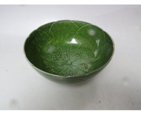A PILKINGTON LANCASTRIAN GREEN LOTUS TYPE BOWL, impressed marks to base, H 7 cm, Dia. 14 cm