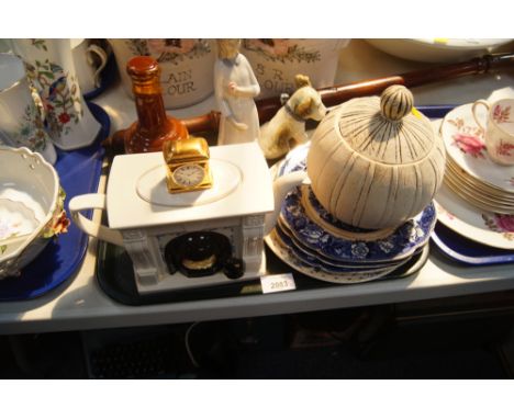 Decorative china and effects, to include a Lladro style figure of a lady with flowers, a Swine Side Ceramics novelty teapot, 