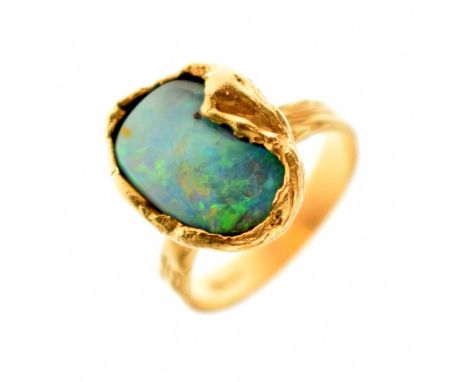 Modernist boulder opal ring, stamped '18ct', size K½ approx, 7.1g gross approx