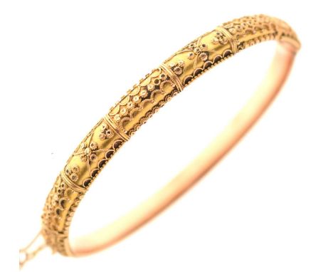 Etruscan Revival hinged gold bangle, indistinctly marked to clasp, 12g approx