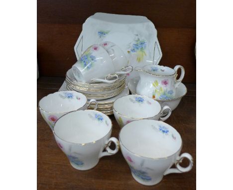 A Shelley six setting tea service