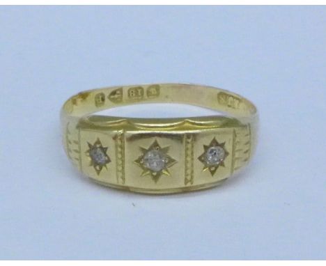 A Victorian 18ct gold ring, Chester 1898, with diamond centre stone, 2g, R