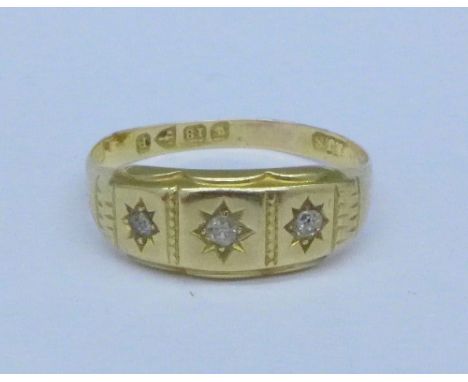 A Victorian 18ct gold ring, Chester 1898, with diamond centre stone, 2g, R