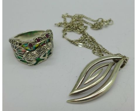 A silver modernist pendant and a modern 925 silver plique a jour ring, R