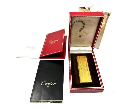 Fine Boxed Cartier paris lighter No 78032 A in great near original condition boxed with booklets box cover worn 