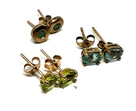 3 x 9ct yellow gold vintage paired earrings inc. emerald, peridot &amp; tourmaline (2g) 